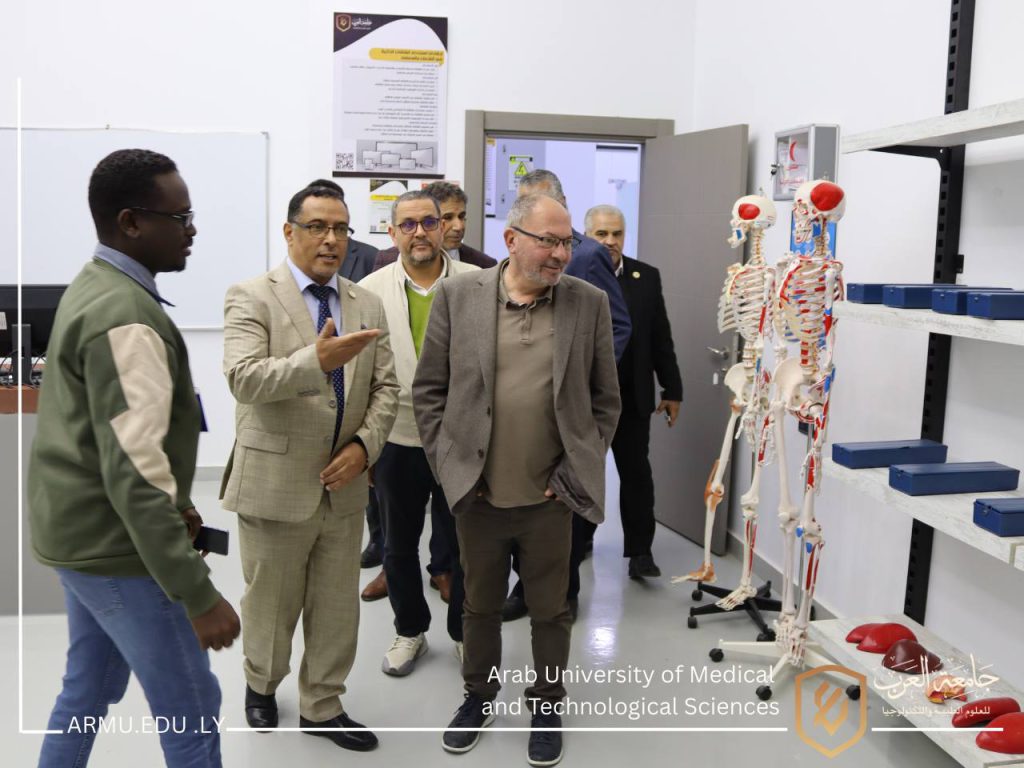 جامعة العرب تستقبل البروفيسور الفرنسي جيروم كو لتعزيز التعاون الأكاديمي والطبي الدولي